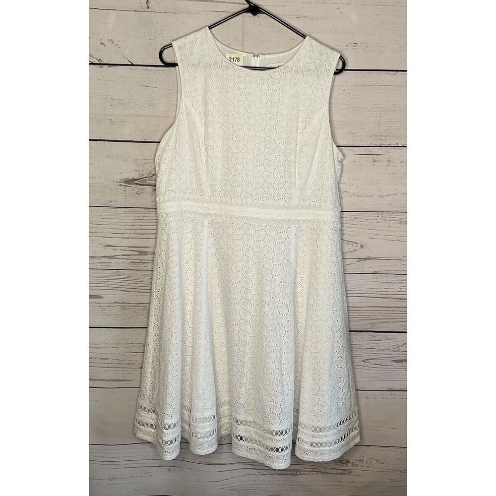 Calvin Klein Dress White Eyelet Fit & Flare Sleeveless Size 10 (M) Lined Cotton*